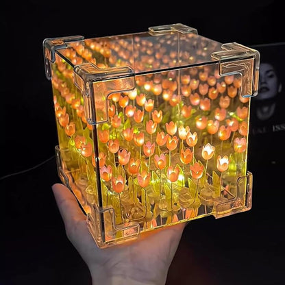 Square Tulip Lamp