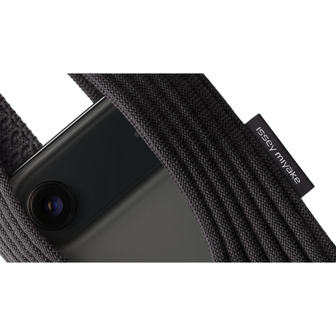 iPhone Pocket by ISSEY MIYAKE